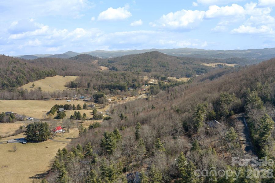 Natural landscape and outdoor views near in West Jefferson (Image 27). Natural landscape and outdoor views near in West Jefferson (Image 27).