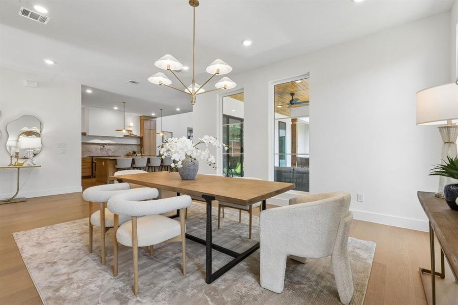 Furnished interior view inside a new home in , Dallas (Image 31).