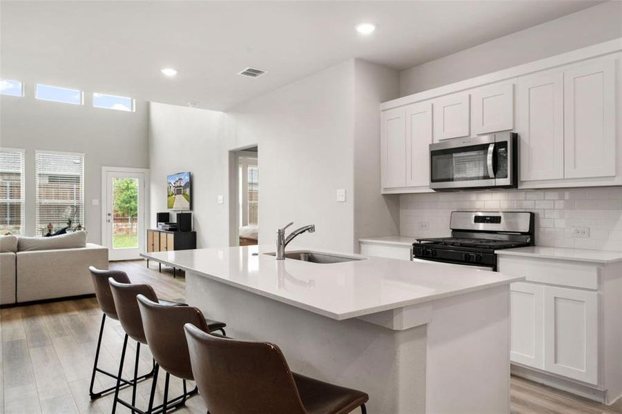 Furnished interior view inside a new home in Eastridge, McKinney (Image 5).