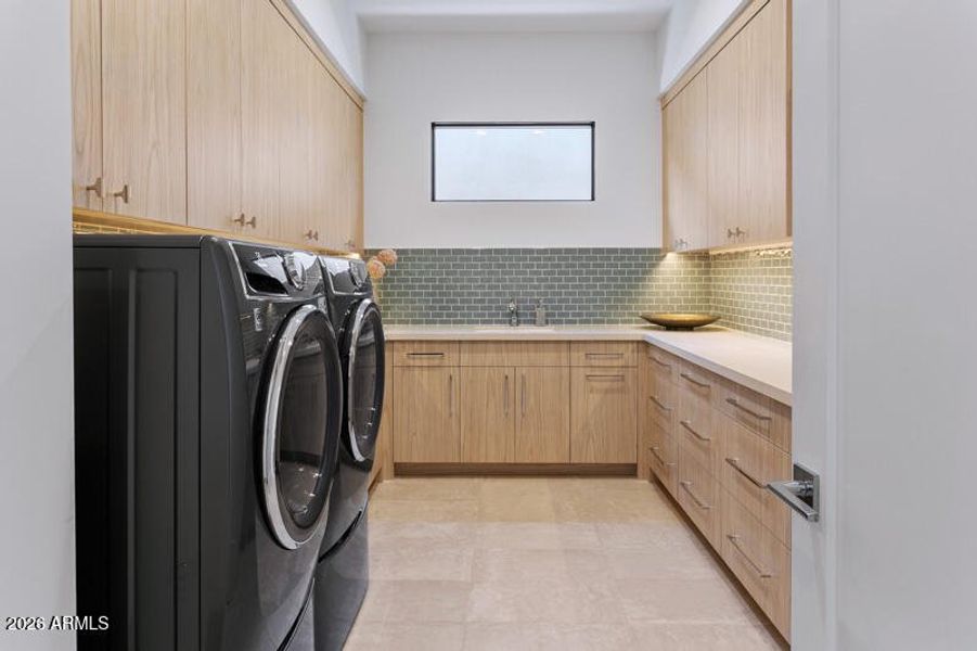 37200NCaveCreek031 37200NCaveCreek031