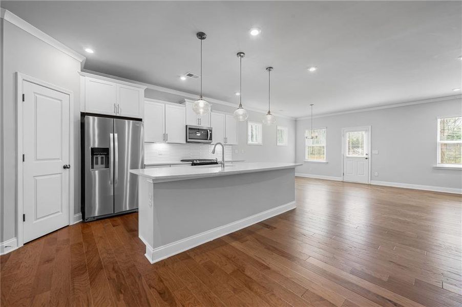 Furnished interior view inside a new home in Hawthorne Ridge, McDonough (Image 4).