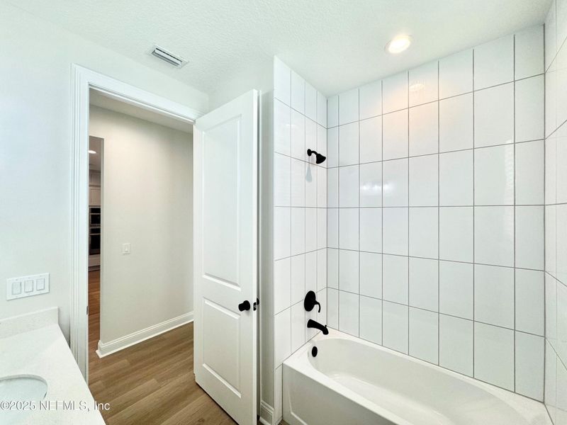 Furnished interior view inside a new home in , Ponte Vedra (Image 5).