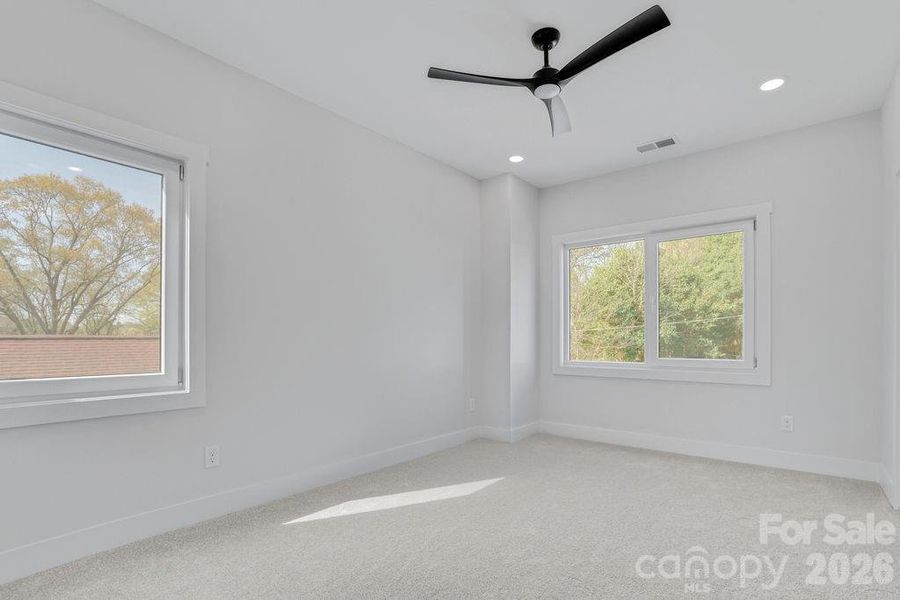 Spacious, unfurnished interior of a new home in , Gastonia (Image 21).