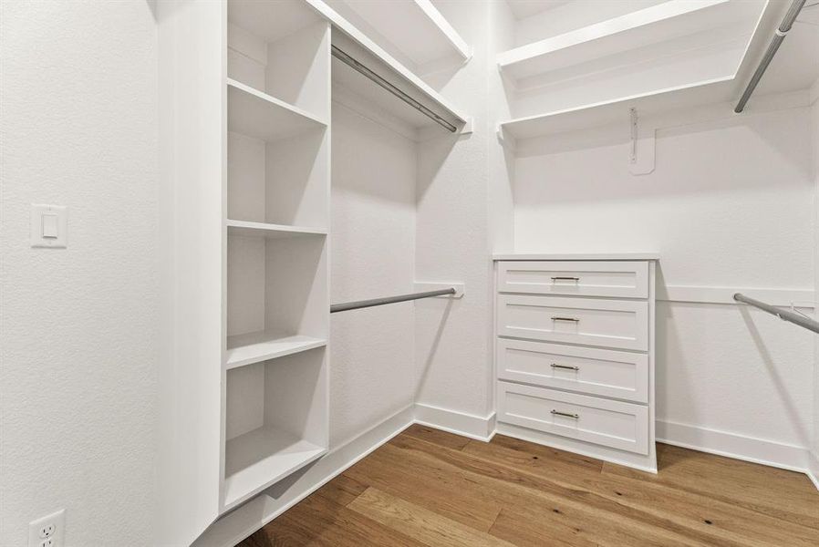 Image 37 of a home in .