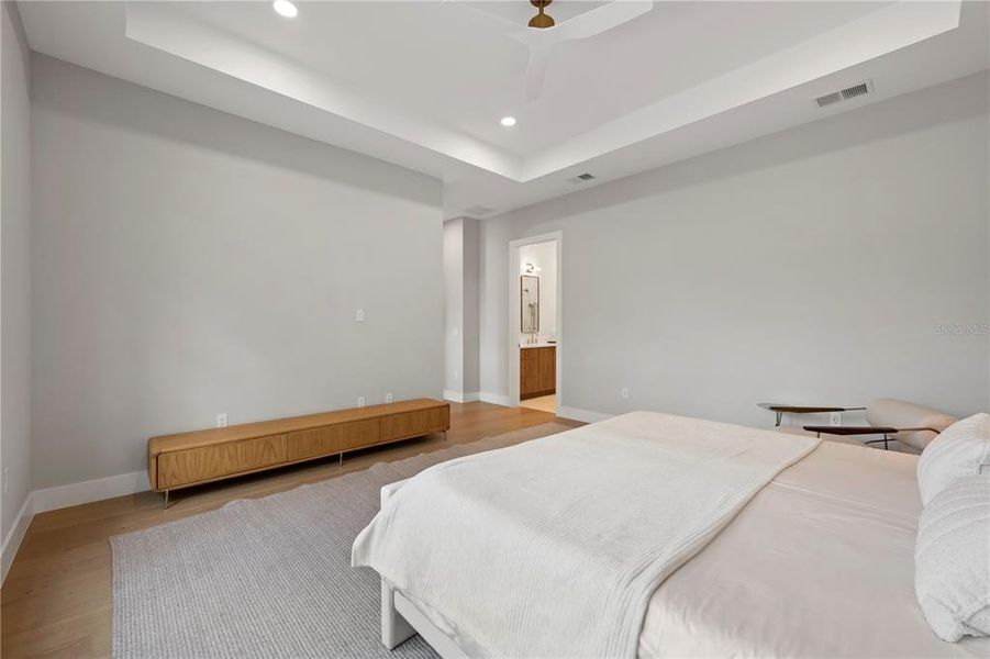 Image 47 of a home in .