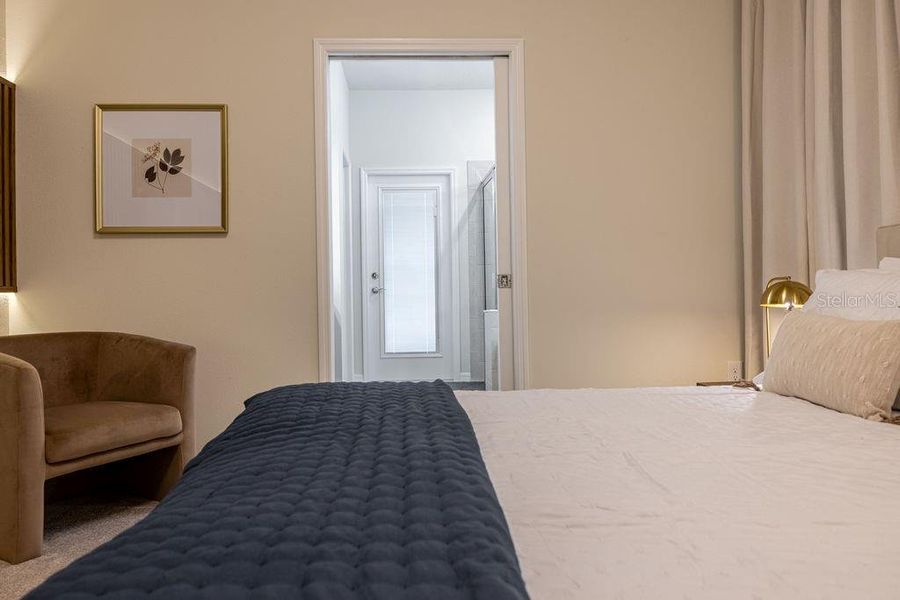 Furnished interior view inside a new home in , Clermont (Image 28).