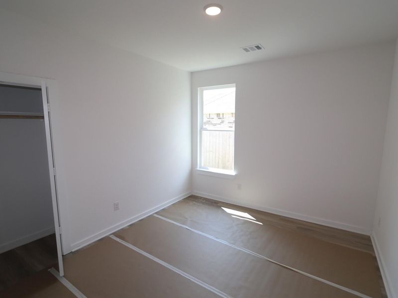 Spacious, unfurnished interior of a new home in Miller's Pond, Rosenberg (Image 17). Spacious, unfurnished interior of a new home in Miller's Pond, Rosenberg (Image 17).