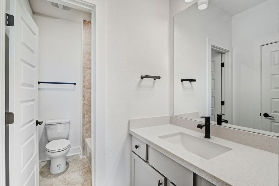 Furnished interior view inside a new home in Easton Park, Austin (Image 15). Furnished interior view inside a new home in Easton Park, Austin (Image 15).