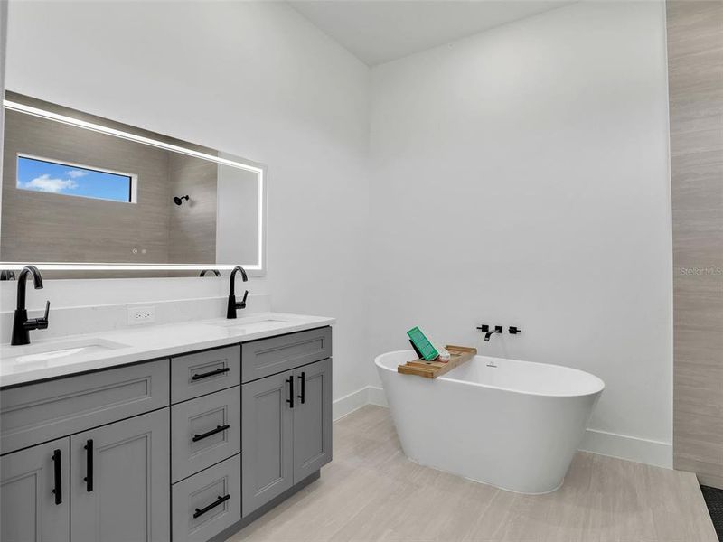 Furnished interior view inside a new home in , Cape Coral (Image 13).