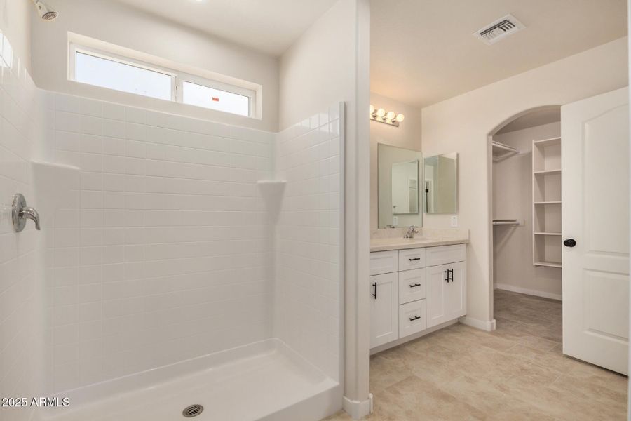 23 - Carver 23 - Carver