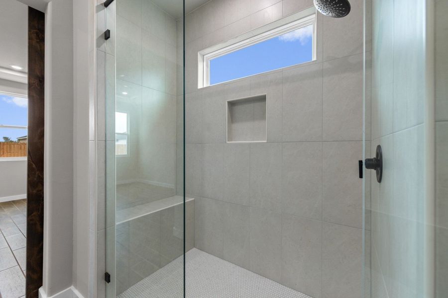 Representative interior finishes for a home built from the Sophora by Hakes Brothers in Paloma Ranch, Harlingen (Image 10).