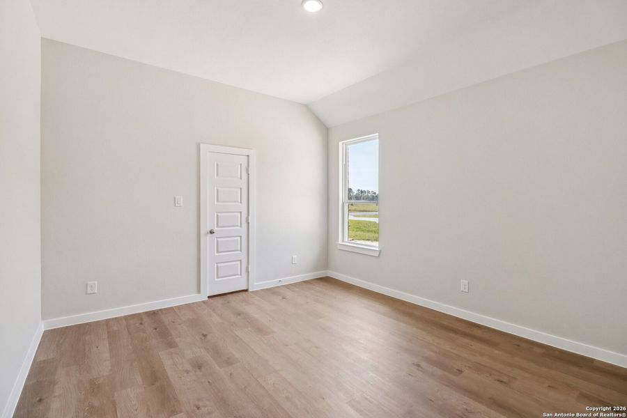 Spacious, unfurnished interior of a new home in Bonita Vista, Pleasanton (Image 19). Spacious, unfurnished interior of a new home in Bonita Vista, Pleasanton (Image 19).