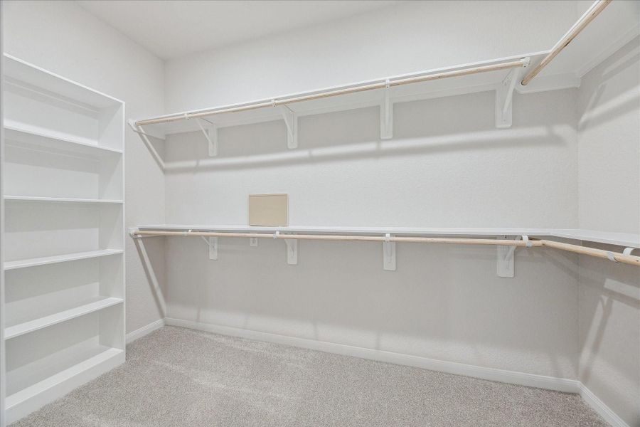 Spacious, unfurnished interior of a new home in Elyson, Katy (Image 13).