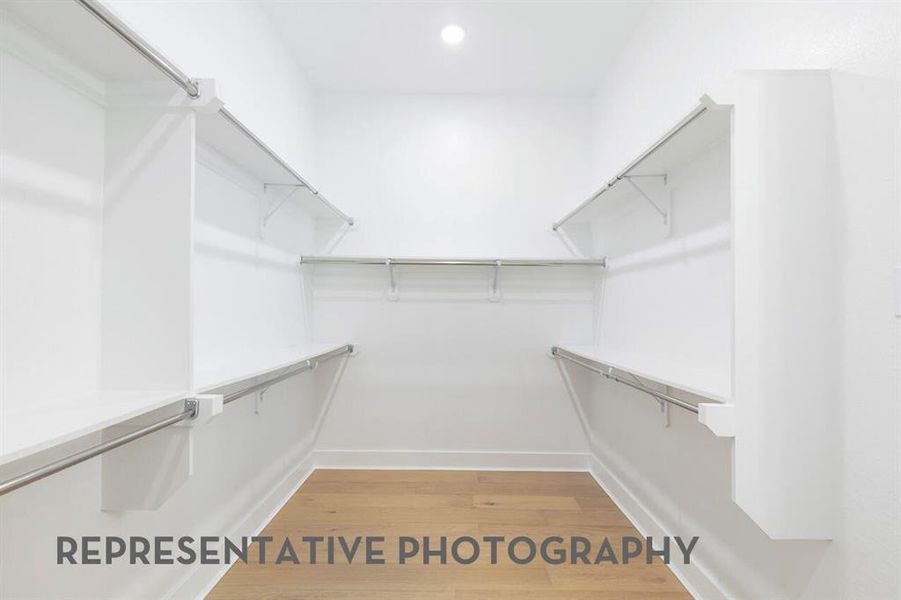 Spacious, unfurnished interior of a new home in Goodland, Midlothian (Image 20).