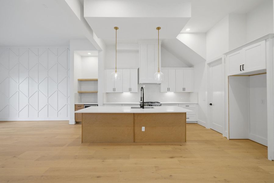 Furnished interior view inside a new home in , Houston (Image 28). Furnished interior view inside a new home in , Houston (Image 28).