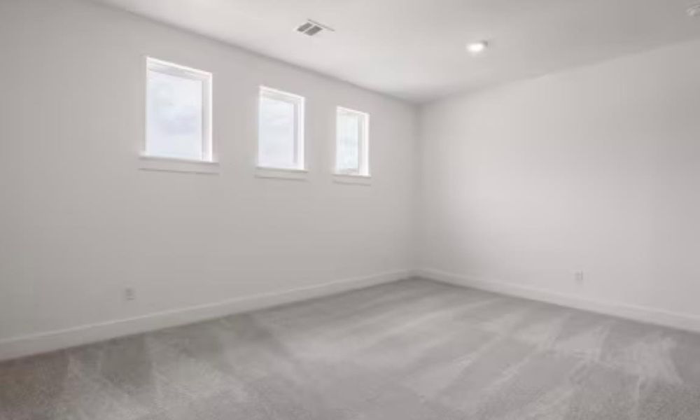 Spacious, unfurnished interior of a new home in , Kyle (Image 8).