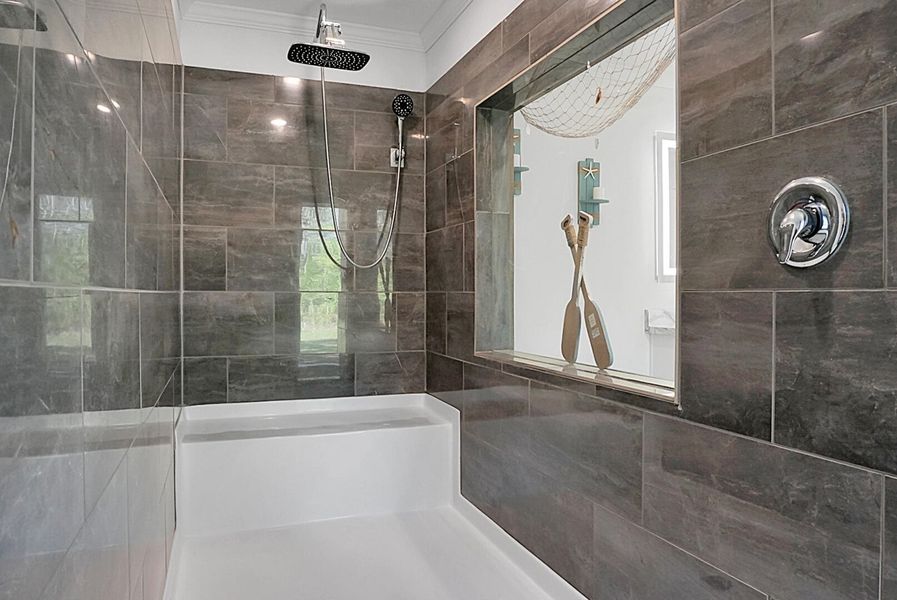 Image 101 of a home in .