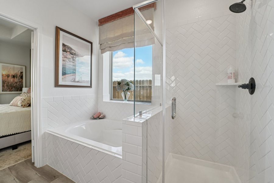 Bluestem Model Home - Matagorda - Primary Bathroom