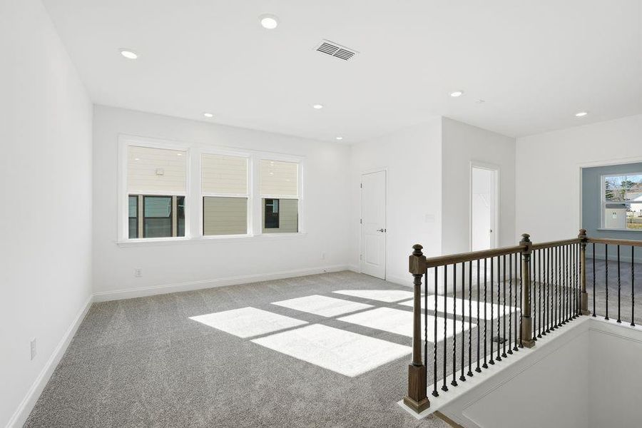 Spacious, unfurnished interior of a new home in Reserve at Hickory Walk, Kennesaw (Image 30).