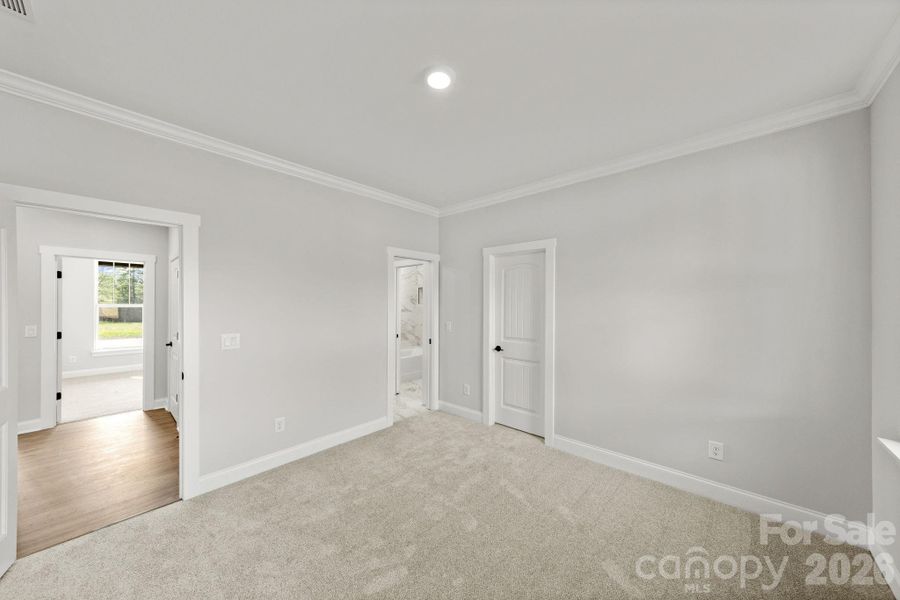 Spacious, unfurnished interior of a new home in , Lancaster (Image 40).
