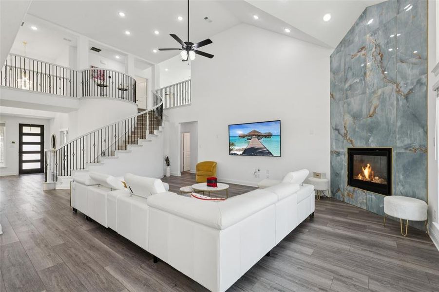 Furnished interior view inside a new home in , McKinney (Image 10). Furnished interior view inside a new home in , McKinney (Image 10).