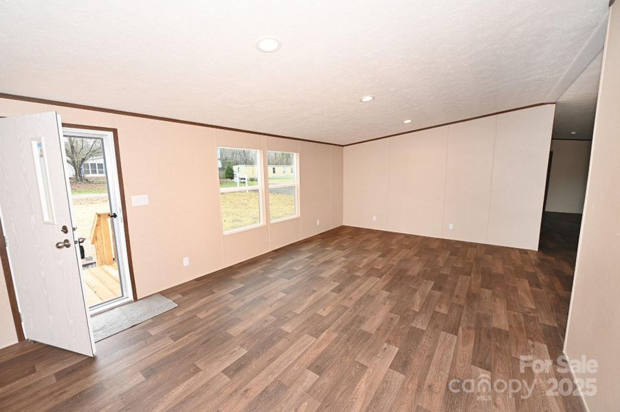 Spacious, unfurnished interior of a new home in , Hickory (Image 29).