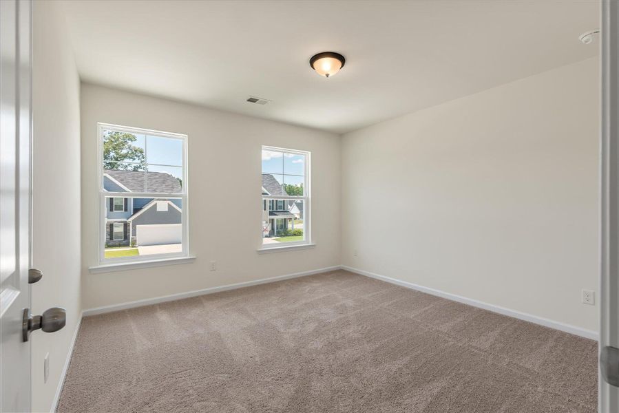 Spacious, unfurnished interior of a new home in Oakley Pointe, Moncks Corner (Image 24).