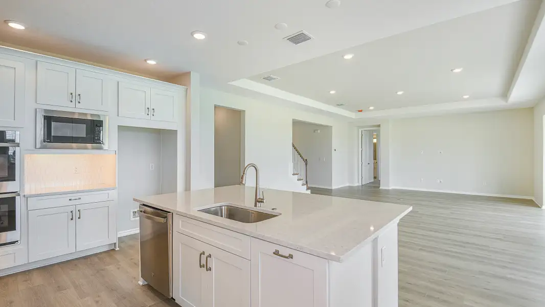 Representative furnished interior of a home built from the Anna Marie by Taylor Morrison in Hammock at Two Rivers, Zephyrhills (Image 5).