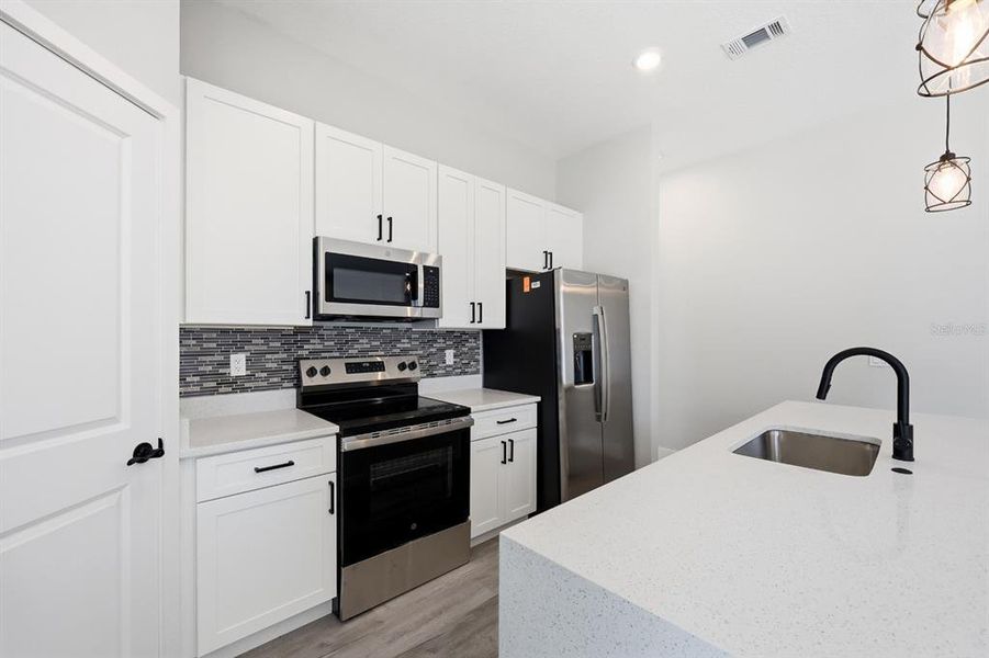 Furnished interior view inside a new home in , Ocala (Image 10).