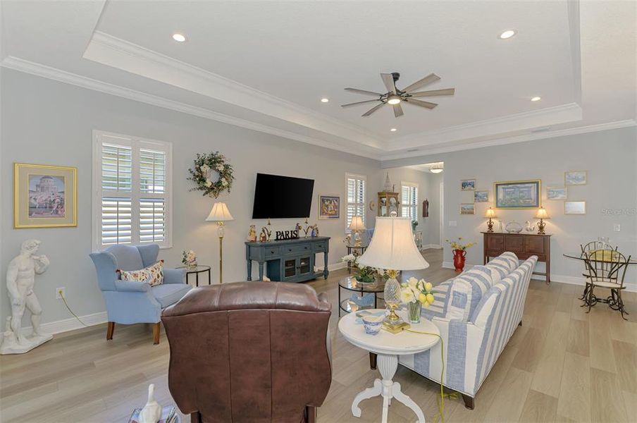 Furnished interior view inside a new home in , Venice (Image 30).