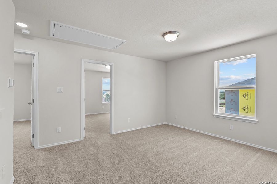 Spacious, unfurnished interior of a new home in Meadows at Oak Creek, San Antonio (Image 23). Spacious, unfurnished interior of a new home in Meadows at Oak Creek, San Antonio (Image 23).