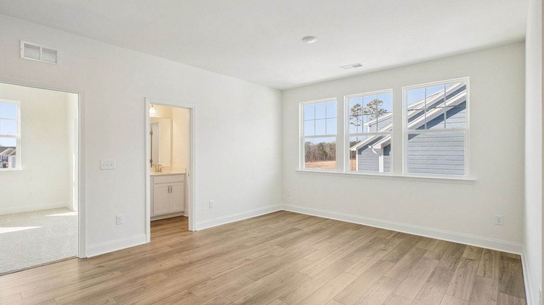 Representative furnished interior of a home built from the Stonehaven by DRB Homes in Blake Pond, Lillington (Image 34).
