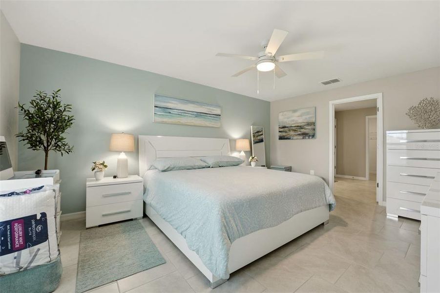 Furnished interior view inside a new home in Rotonda Lakes, Rotonda West (Image 17). Furnished interior view inside a new home in Rotonda Lakes, Rotonda West (Image 17).