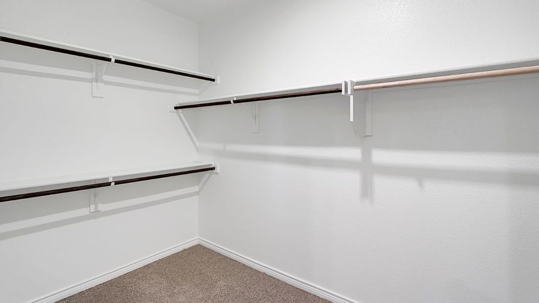 Spacious, unfurnished interior of a new home in Prairie Oaks, Oak Point (Image 18).
