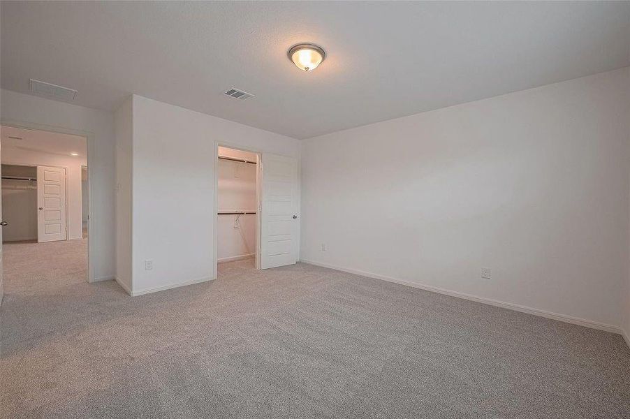 Spacious, unfurnished interior of a new home in , Dayton (Image 22).