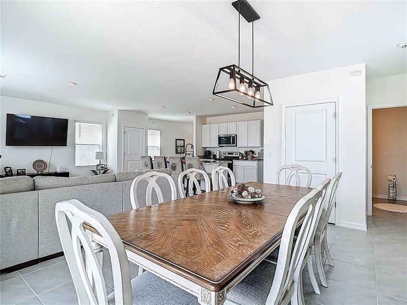 Furnished interior view inside a new home in , Wesley Chapel (Image 36).