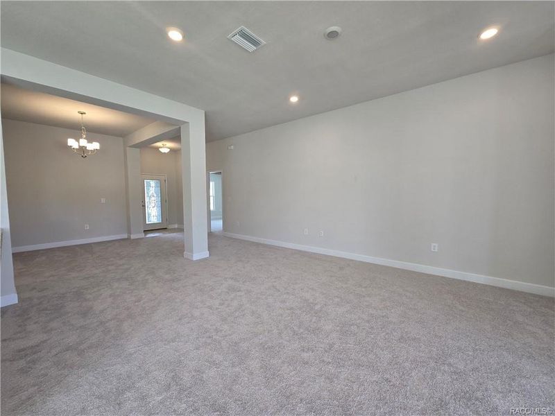 Spacious, unfurnished interior of a new home in Wyld Palms, Inverness (Image 10).