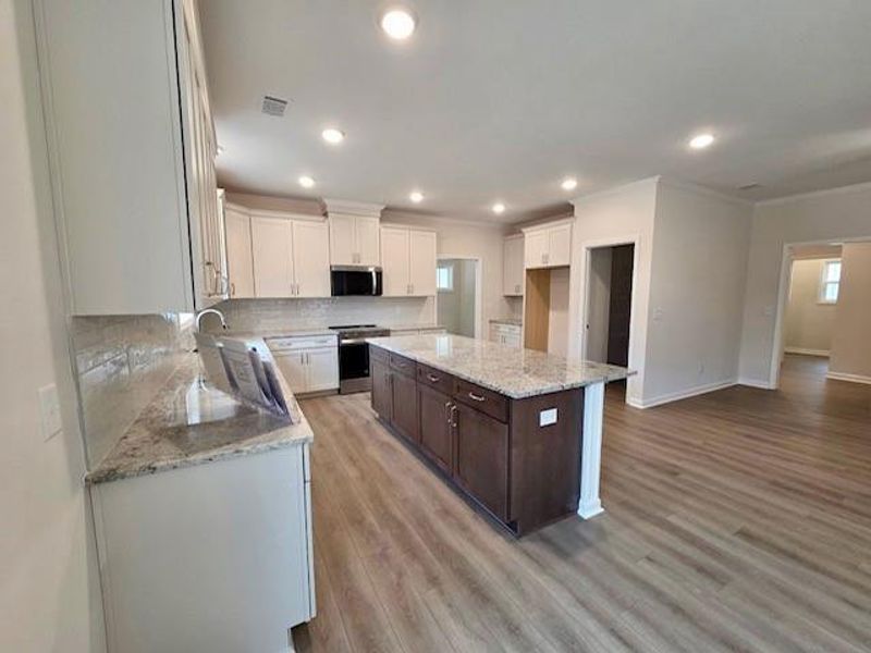 Furnished interior view inside a new home in , Waleska (Image 7).