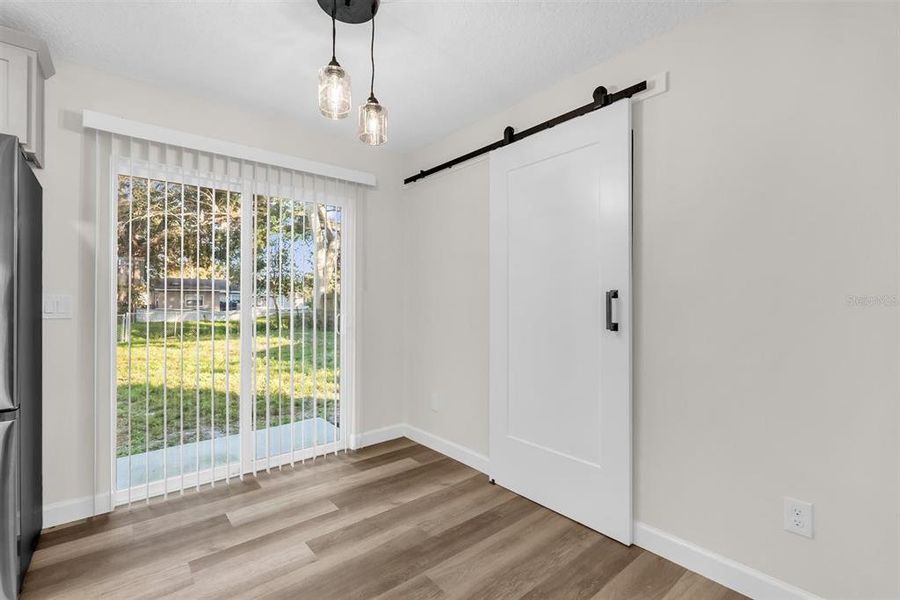 Spacious, unfurnished interior of a new home in , Orlando (Image 13).