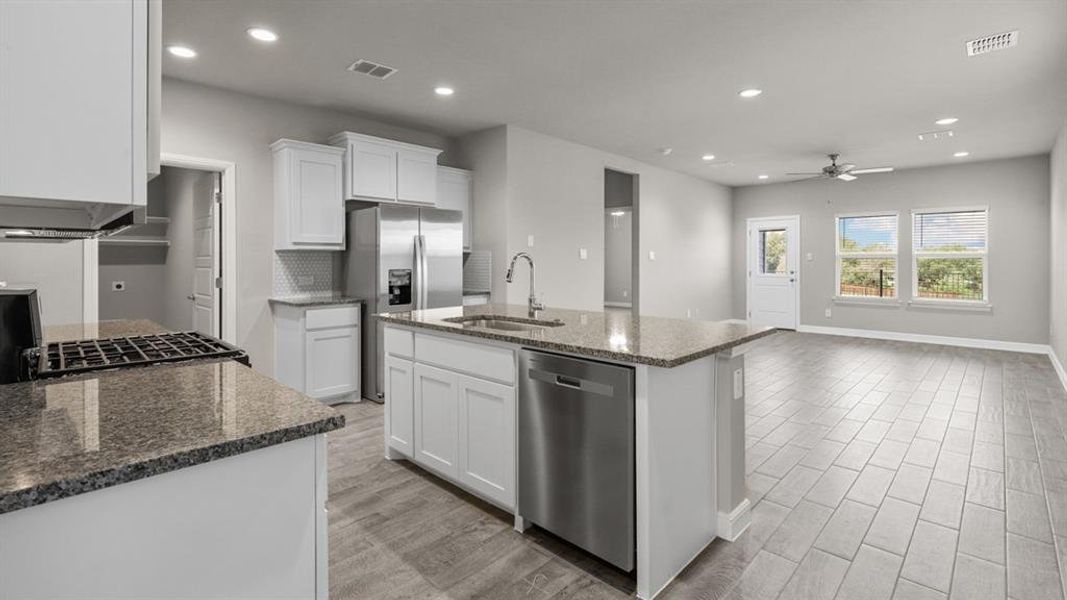 Furnished interior view inside a new home in Rock Creek Ranch, Fort Worth (Image 11). Furnished interior view inside a new home in Rock Creek Ranch, Fort Worth (Image 11).