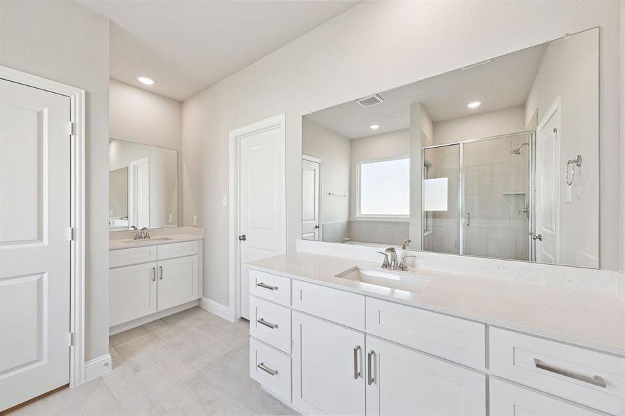 Furnished interior view inside a new home in Venetian, Weston (Image 12).