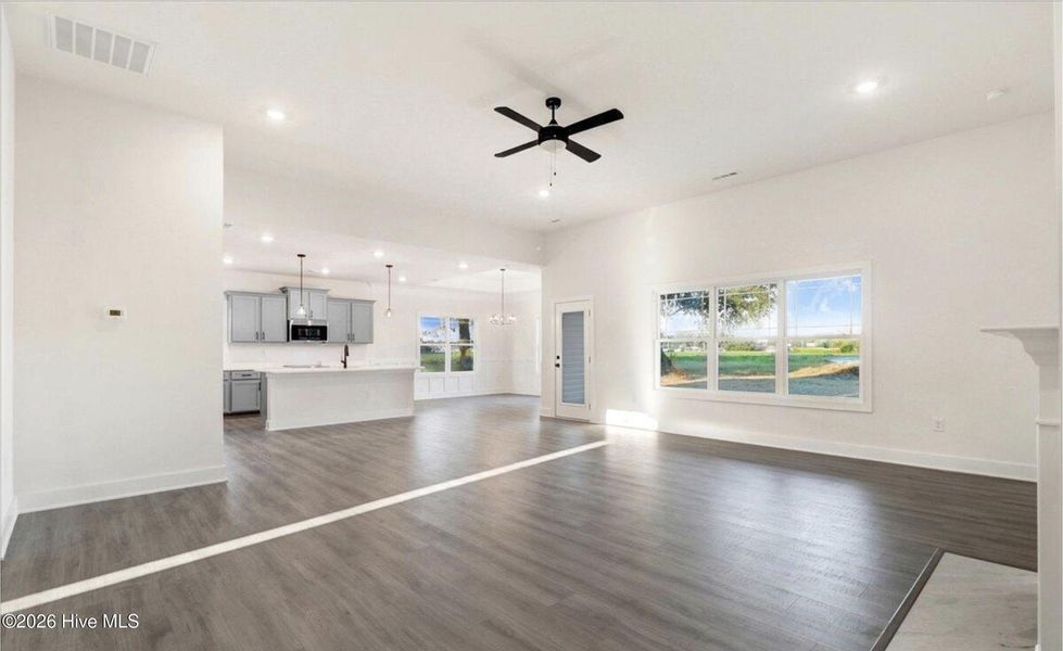 Spacious, unfurnished interior of a new home in Patriot Pointe, Swansboro (Image 10). Spacious, unfurnished interior of a new home in Patriot Pointe, Swansboro (Image 10).