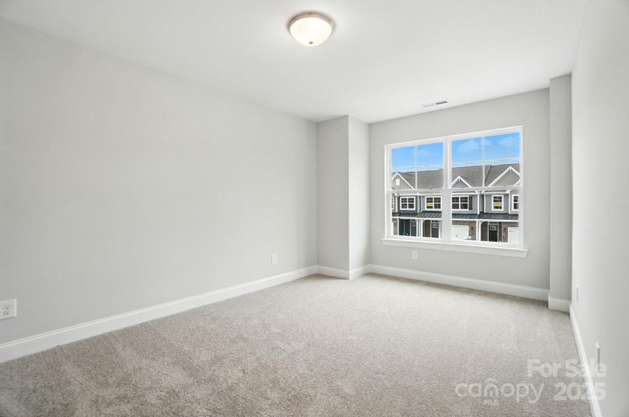 Spacious, unfurnished interior of a new home in Harrisburg Village, Harrisburg (Image 34). Spacious, unfurnished interior of a new home in Harrisburg Village, Harrisburg (Image 34).