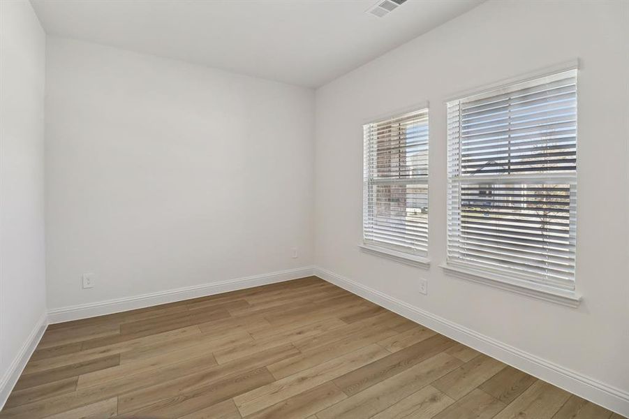 Spacious, unfurnished interior of a new home in Ashford Park - Texana Series, Corinth (Image 19).