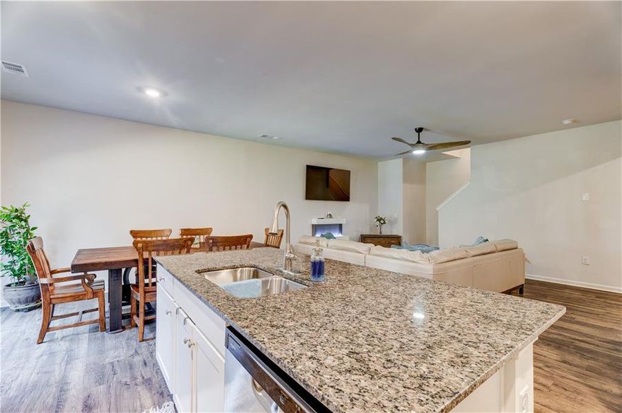 Furnished interior view inside a new home in , Dahlonega (Image 44).