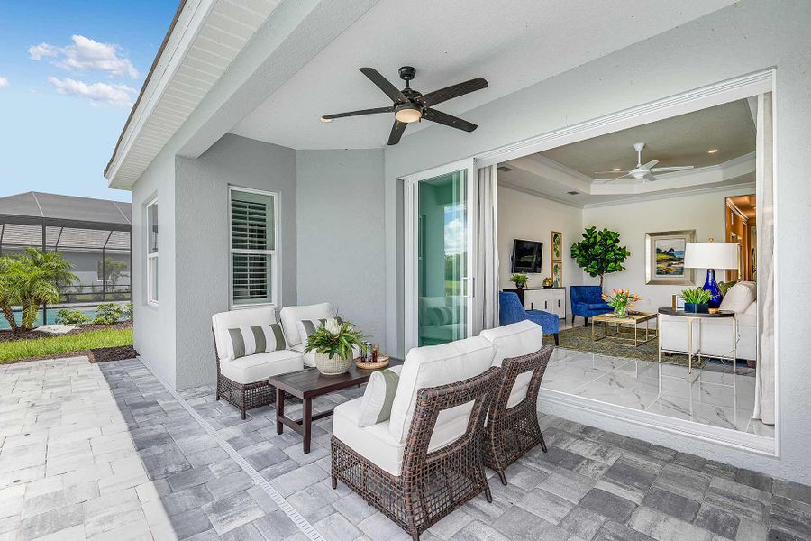 Exterior details and patio area of a home in Windward, Lakewood Ranch (Image 3).