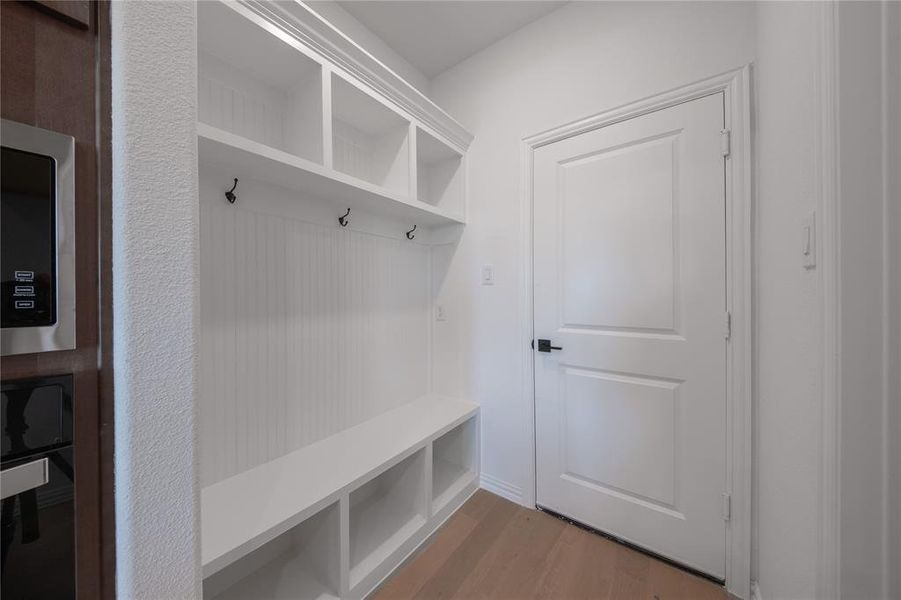 Furnished interior view inside a new home in Chalk Hill, Celina (Image 11).