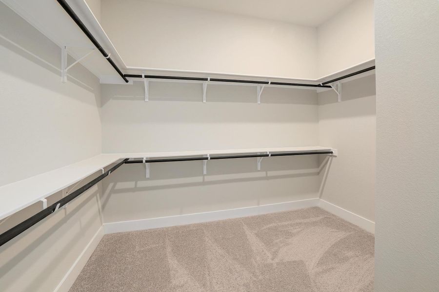 Spacious, unfurnished interior of a new home in Santa Rita Ranch, Liberty Hill (Image 18).