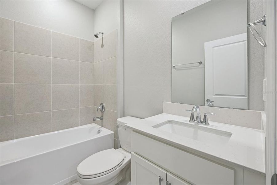 Furnished interior view inside a new home in Wellness Ridge, Clermont (Image 9).