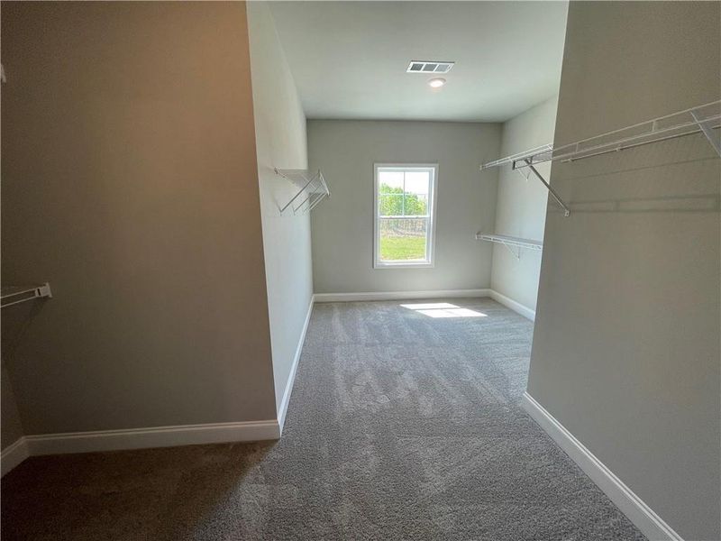 Spacious, unfurnished interior of a new home in Hidden Fields, Hoschton (Image 24). Spacious, unfurnished interior of a new home in Hidden Fields, Hoschton (Image 24).